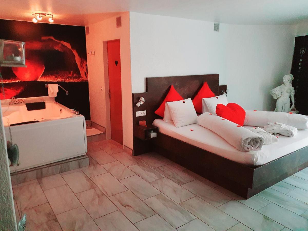 Dala & Hotel 3*
