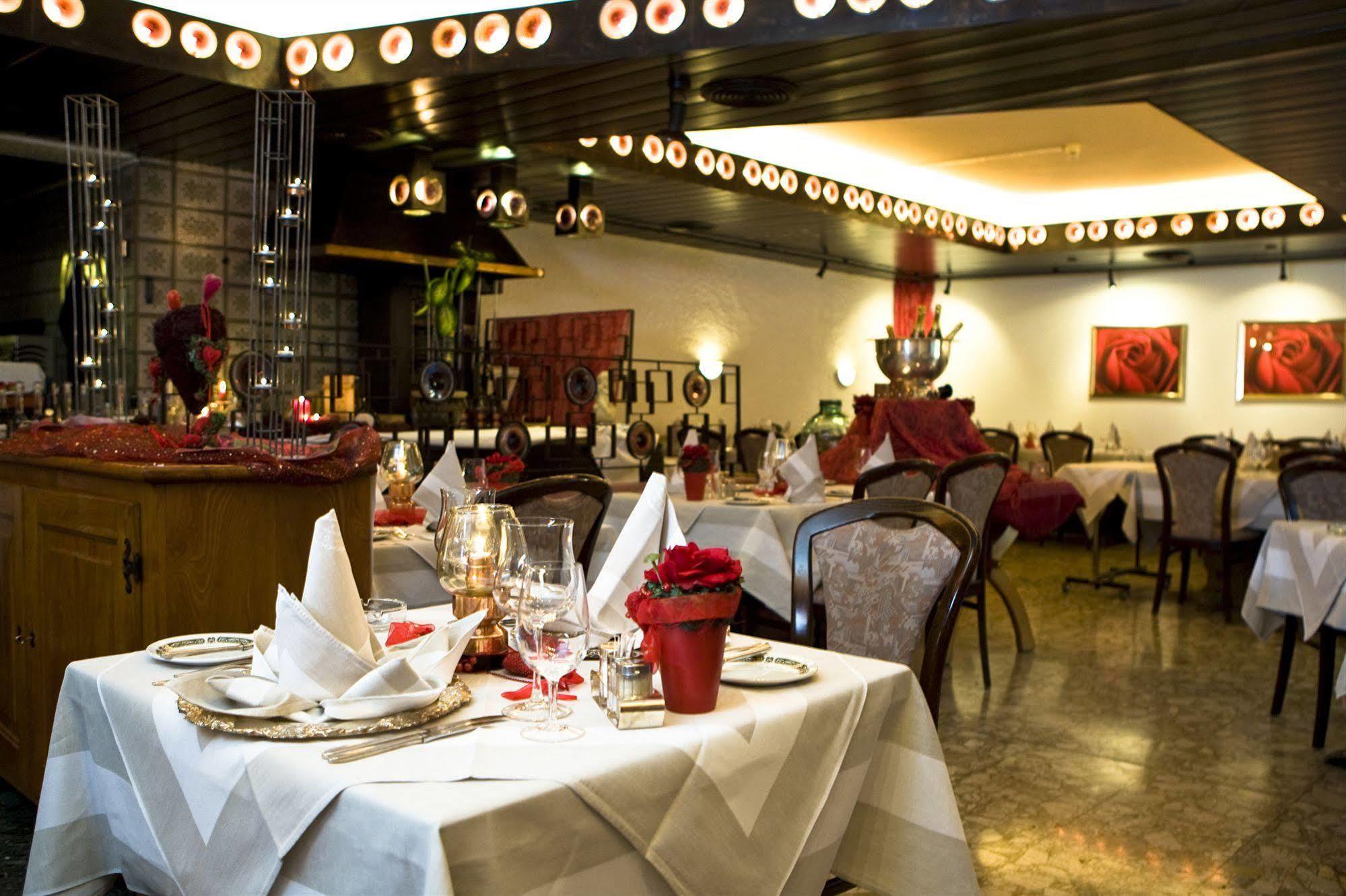 Hotel Dala 3*
